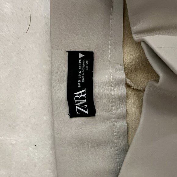 Zara cream faux leather pants - Picture 3 of 3